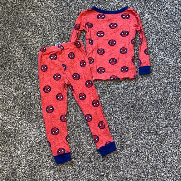Spiderman Pajamas - Picture 2 of 5